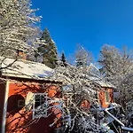 Kutala Cottage *